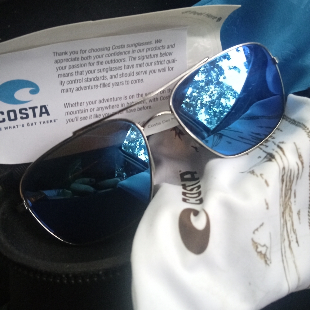 Costa 580 sunglasses like new worn 2 times